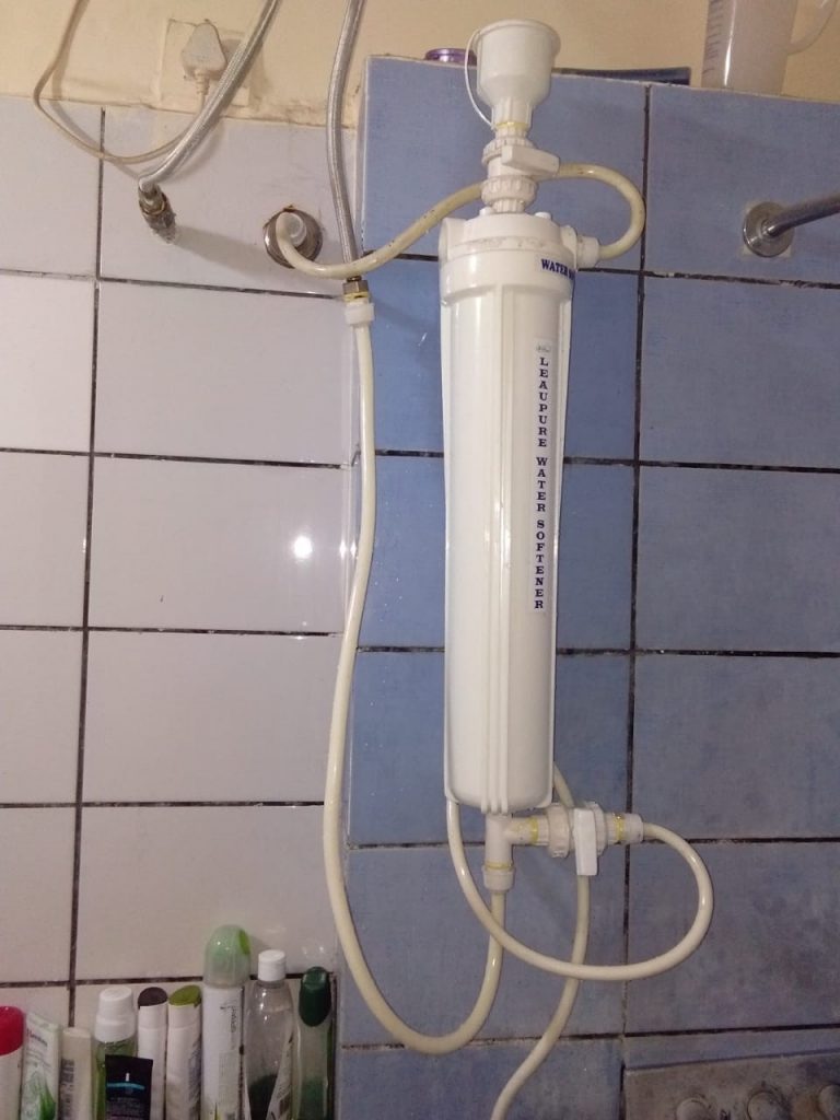 سختی گیر حمام