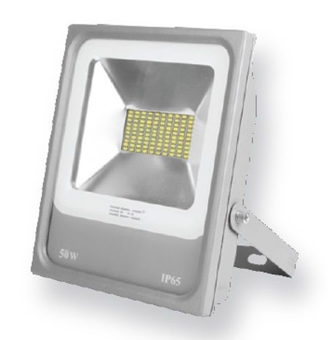 تفاوت تابش نور در پروژکتور smd